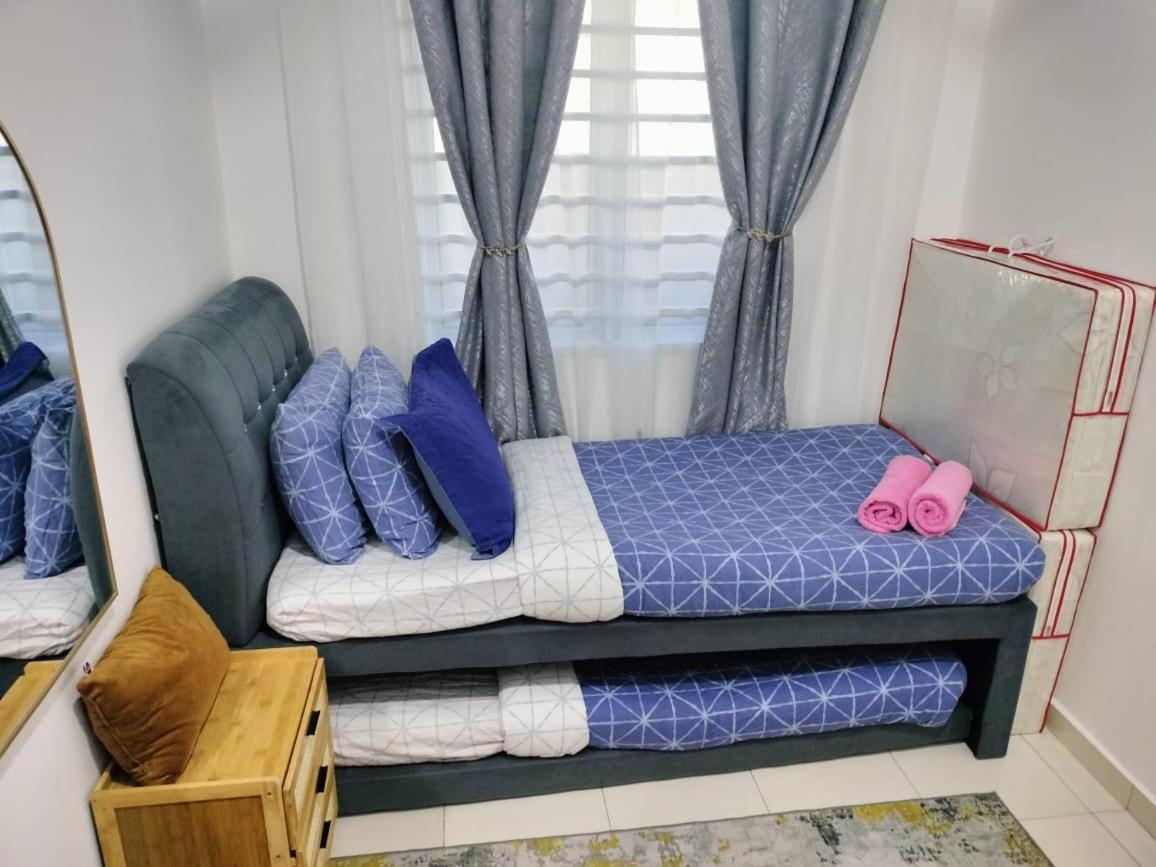 Fazlizasuite Homestay @ Teluk Kemang-Muslim Preferred Port Dickson Exterior photo